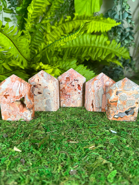 Crazy Lace Agate Domino Towers